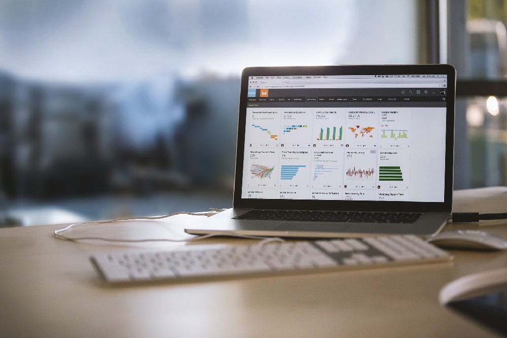 大屏數據可視化展示